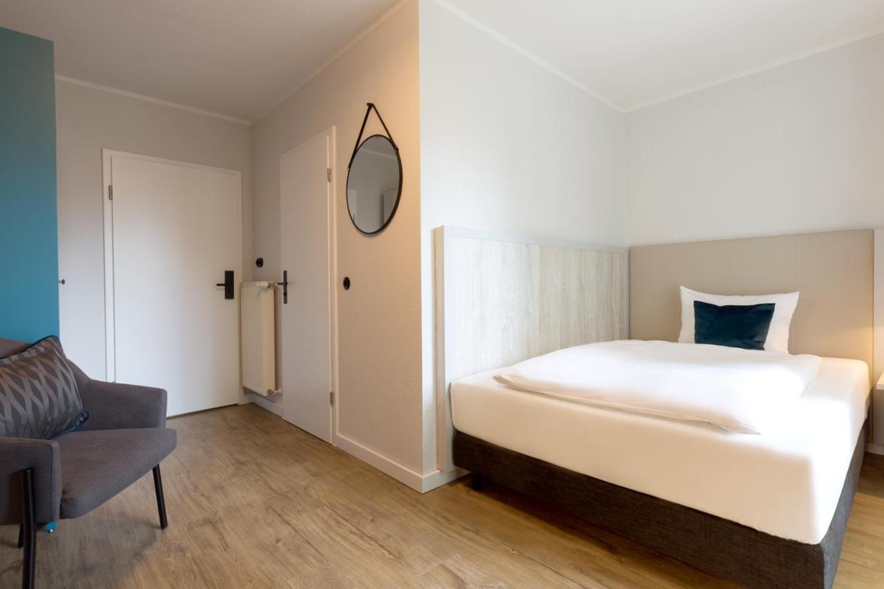 Koopmanns Hotel Und Laedchen Goehren  Buitenkant foto