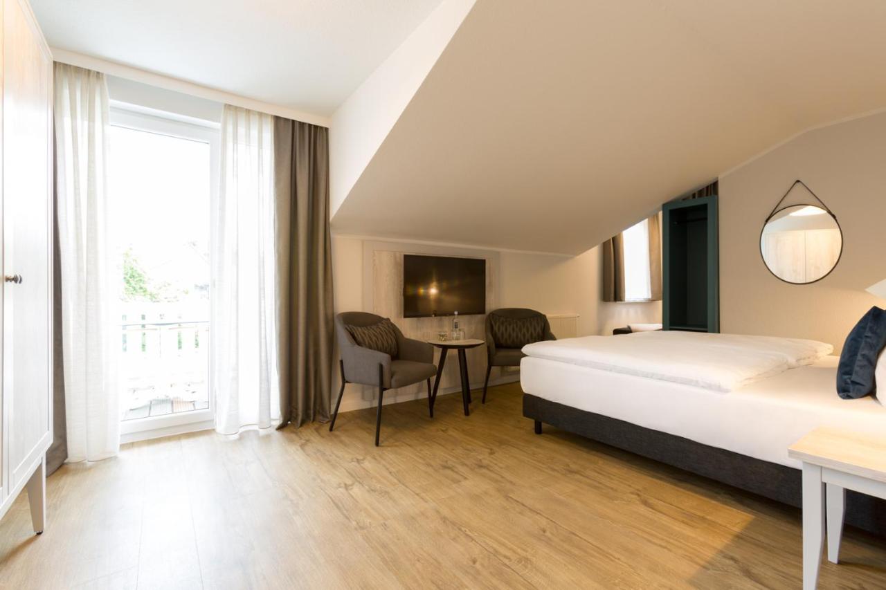 Koopmanns Hotel Und Laedchen Goehren  Buitenkant foto
