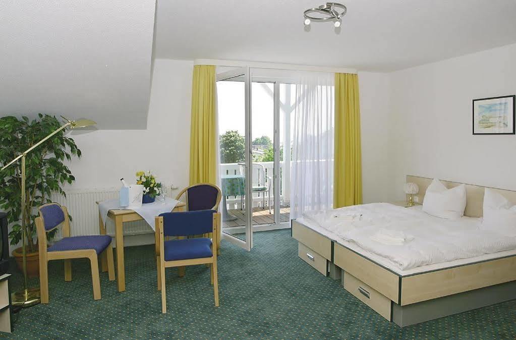 Koopmanns Hotel Und Laedchen Goehren  Buitenkant foto