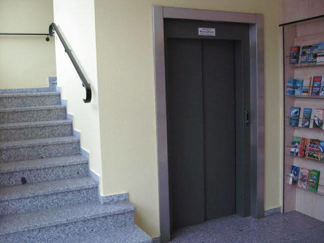 Koopmanns Hotel Und Laedchen Goehren  Buitenkant foto